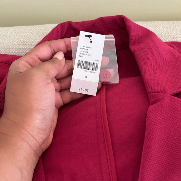 Size 18. Women’s casual blazer from Lane Bryant. NWT - Picture 2 of 2